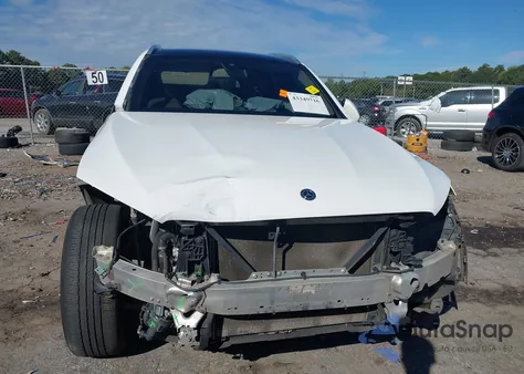 2019 Mercedes-Benz Glc 300 4Matic from USA, damaged, VIN WDC0G4KB2KV147731